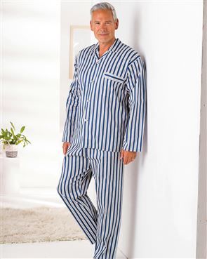Mens Traditional Pyjamas & Night Shirts