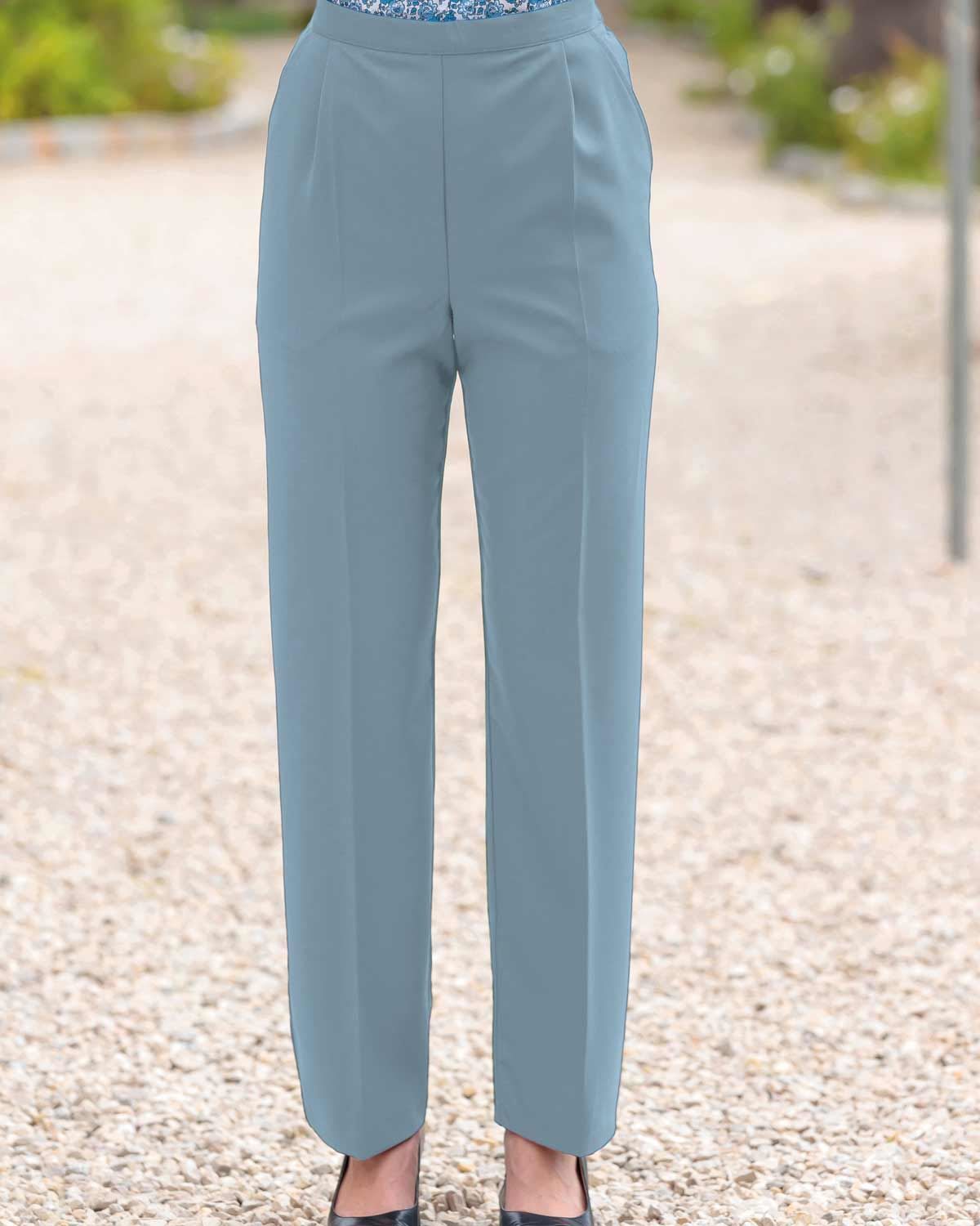Ladies Sandown Trousers. Comfortable pull on style. Sizes 10-24