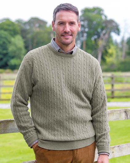 Mens Lambswool Cable Crew Neck Jumper | James Meade