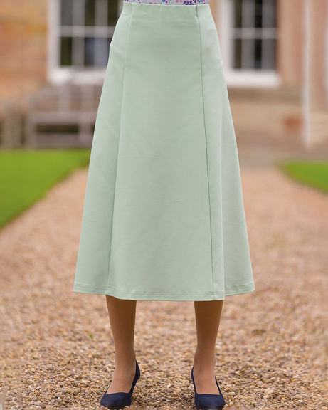 Easycare Seafoam Pull On Skirt